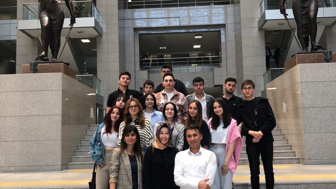 Büro yönetimi öğrencilerimiz İstanbul Adliyesinde…