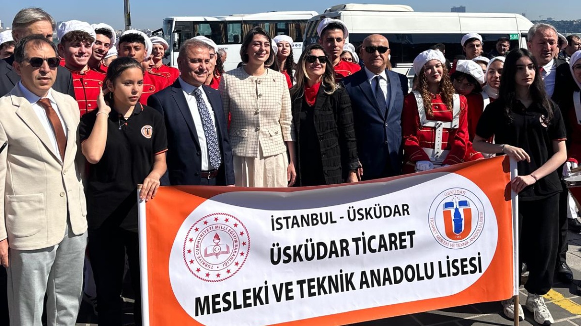 Okulumuzda ve ilçemizde 19 Mayıs programı düzenlendi...